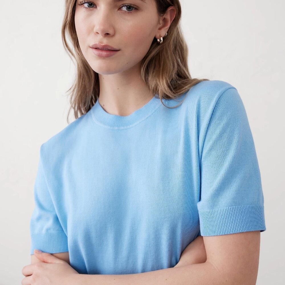 NWT- Banana Republic Factory- Forever Short Sleeve Sweater